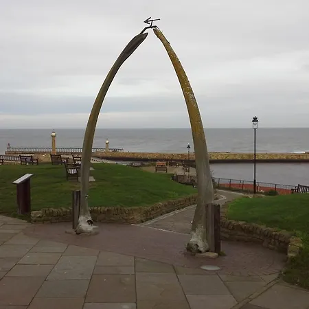 Arundel House Bed & Breakfast