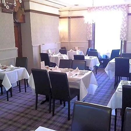 Arundel House 4*