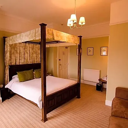 Arundel House