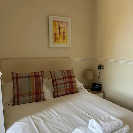 Arundel House