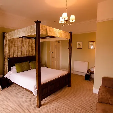 Arundel House