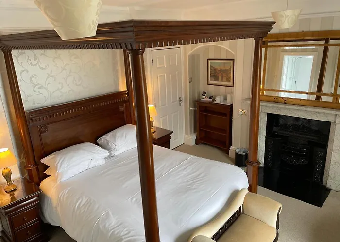 Arundel House 4* Whitby