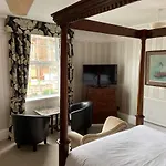 Bed & Breakfast Arundel House 4*