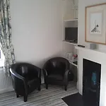 Bed & Breakfast Arundel House