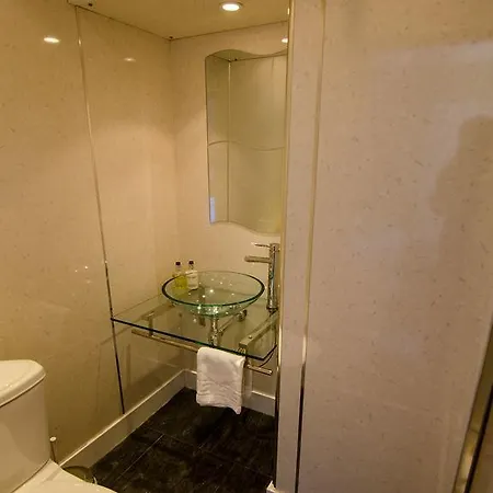 Arundel House Bed & Breakfast