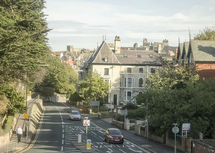 Arundel House 4* Whitby